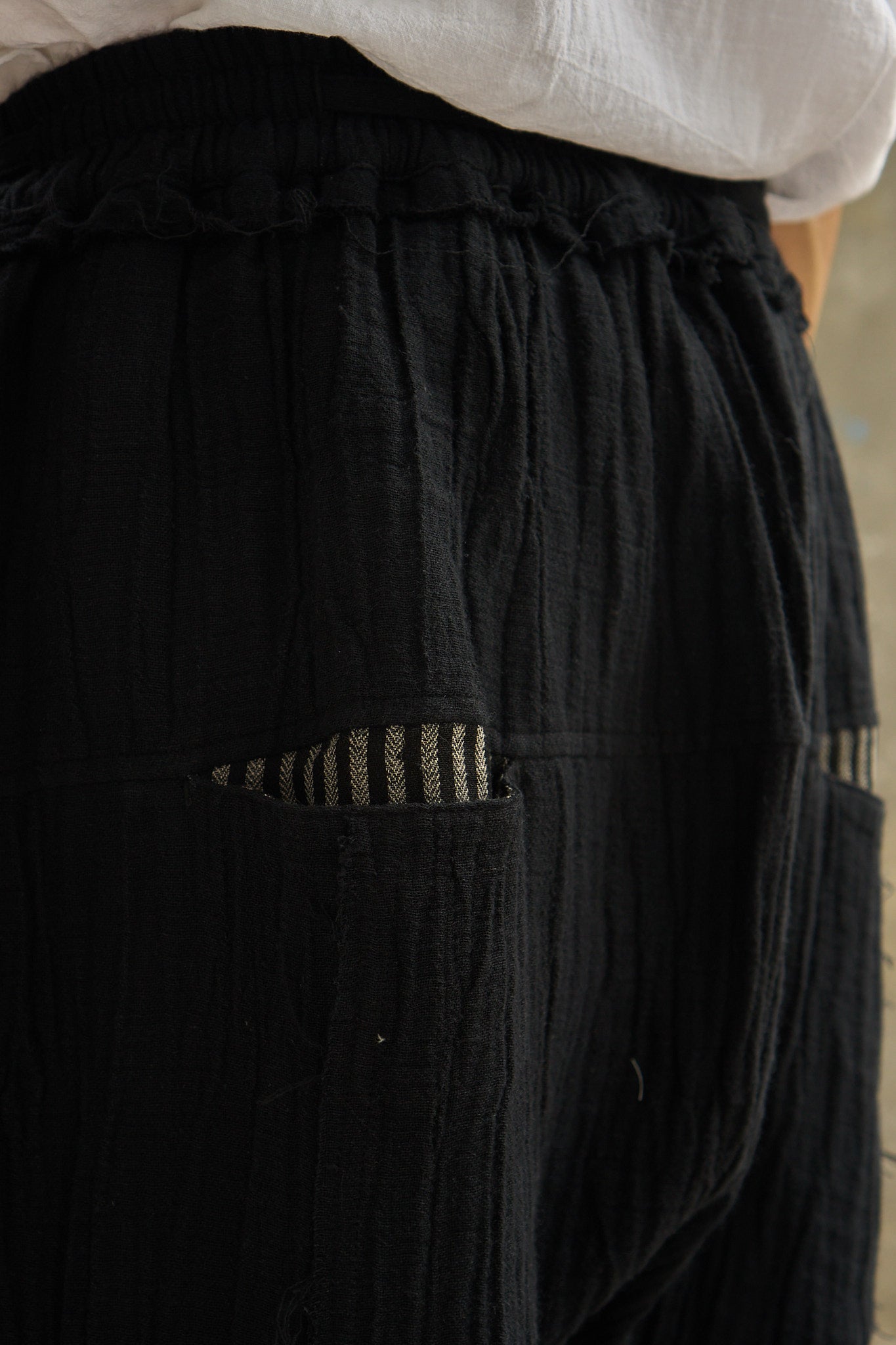 Drawstring Curved Pants Type II