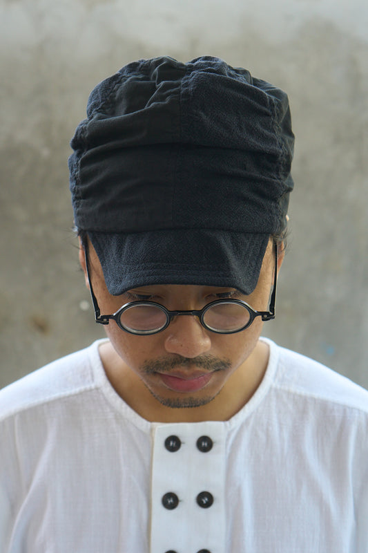 Switching Puckered Hat